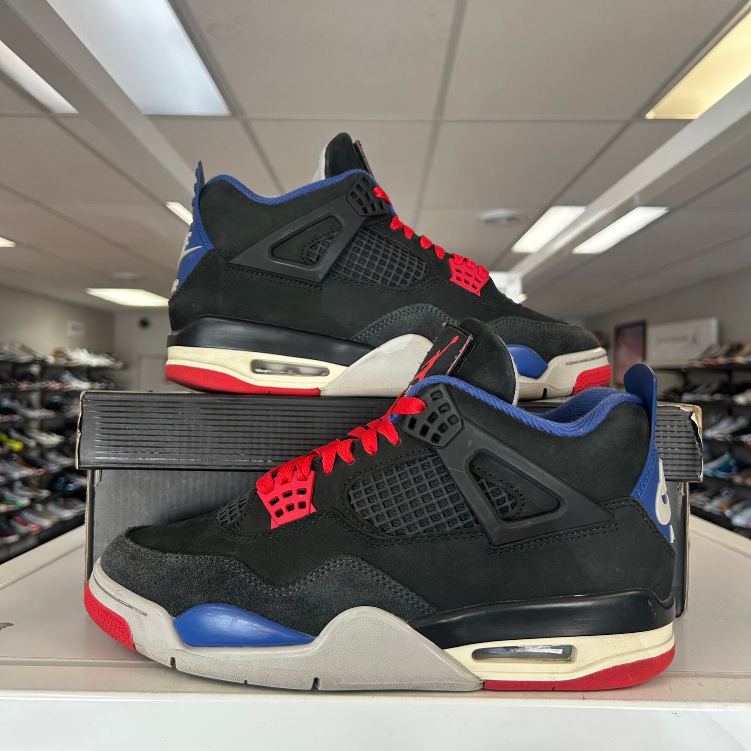 PO2 AIR JORDAN 4 RETRO RARE AIR (WHITE LETTERING) SIZE 9.5