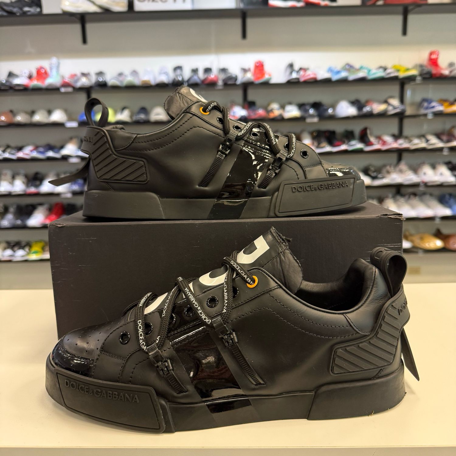 PO D&amp;G PORTOFINO LIGHTWEIGHT SNEAKER SIZE 9