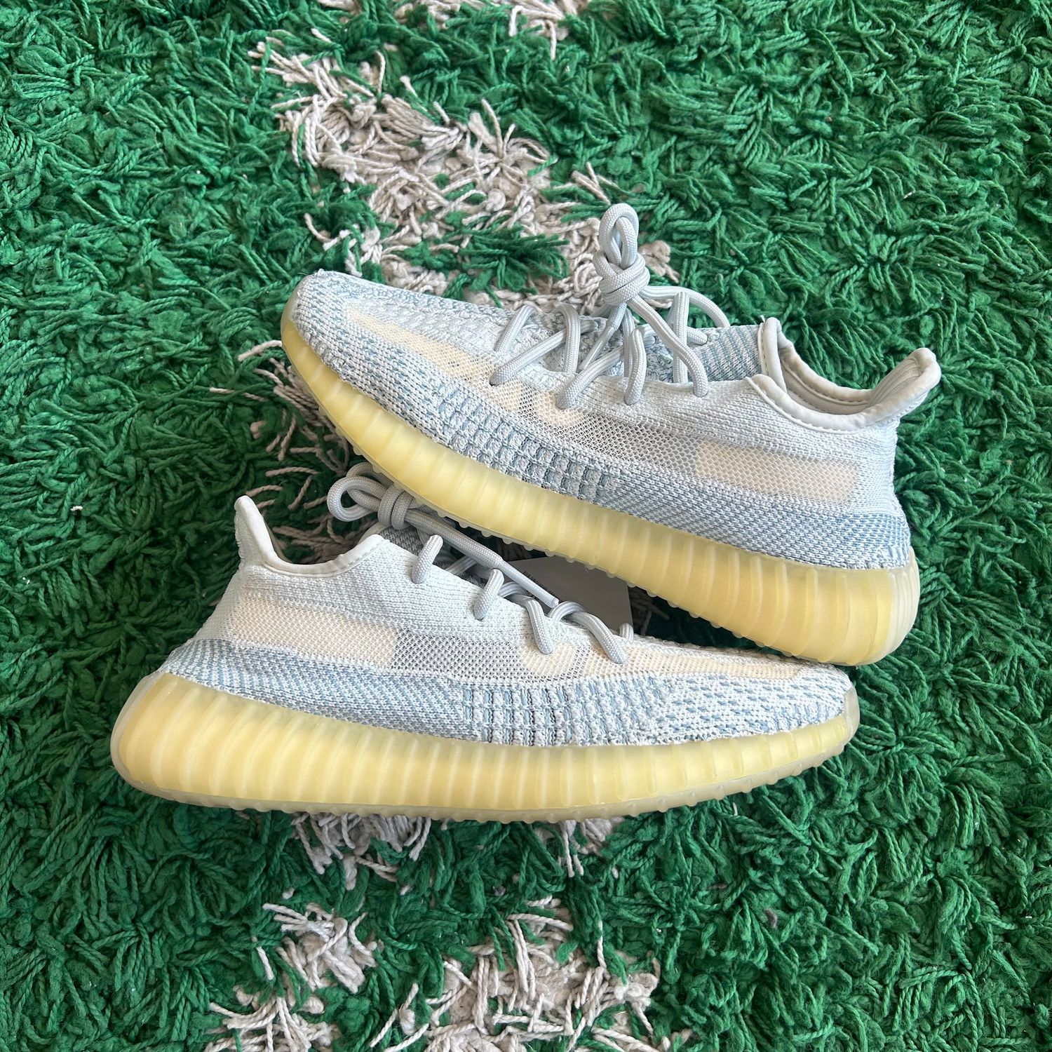 PONB ADIDAS YEEZY 350 V2 CLOUD WHITE SIZE 5M/6.5W