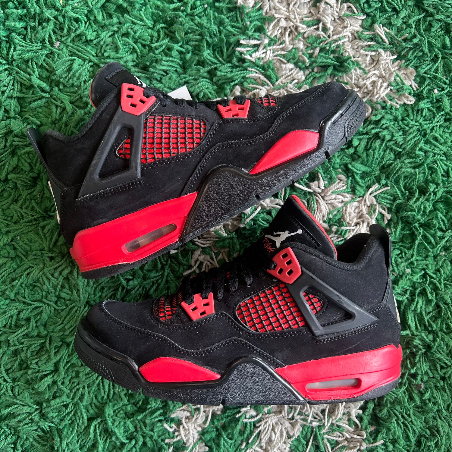 PO2NB AIR JORDAN 4 RED THUNDER SIZE 6Y/7.5W