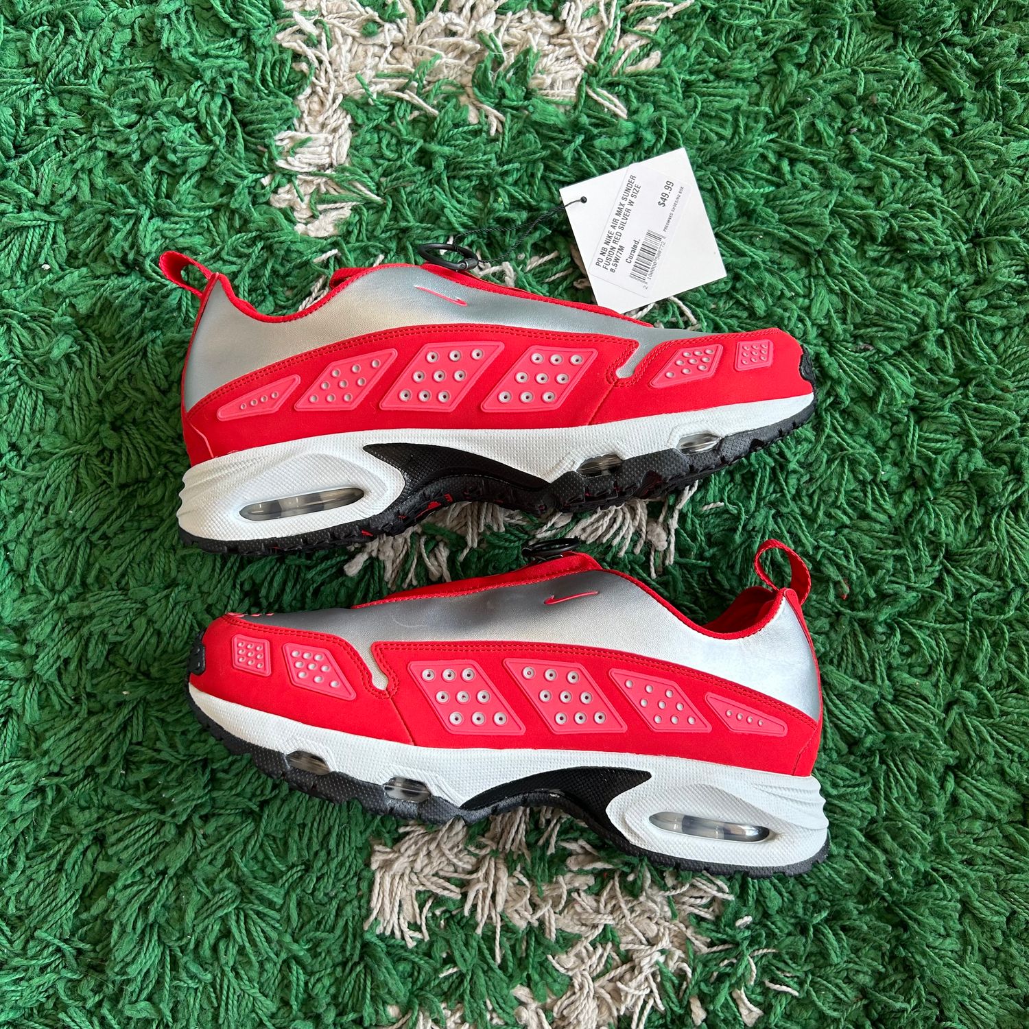 PO NB NIKE AIR MAX SUNDER FUSION RED SILVER W SX SIZE 7M/8.5W