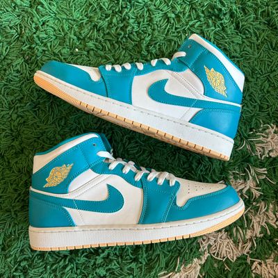 NEW NB AIR JORDAN 1 MID AQUATONE SIZE 12