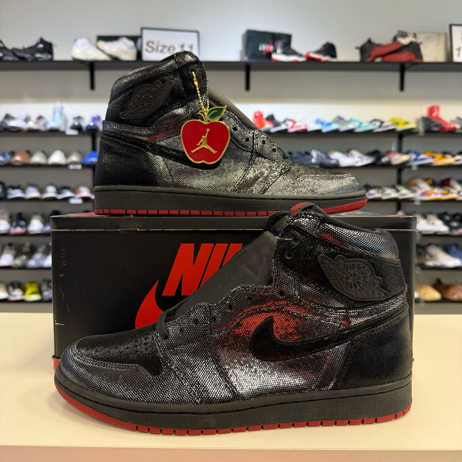 NEW AIR JORDAN 1 SP GINA (SPECIAL BOX)