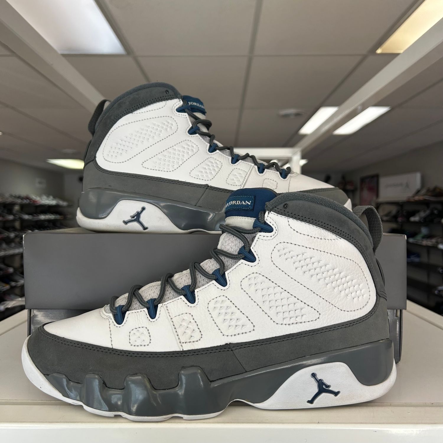 PO AIR JORDAN 9 RETRO FLINT GREY FRENCH BLUE (2026) SX SIZE 10