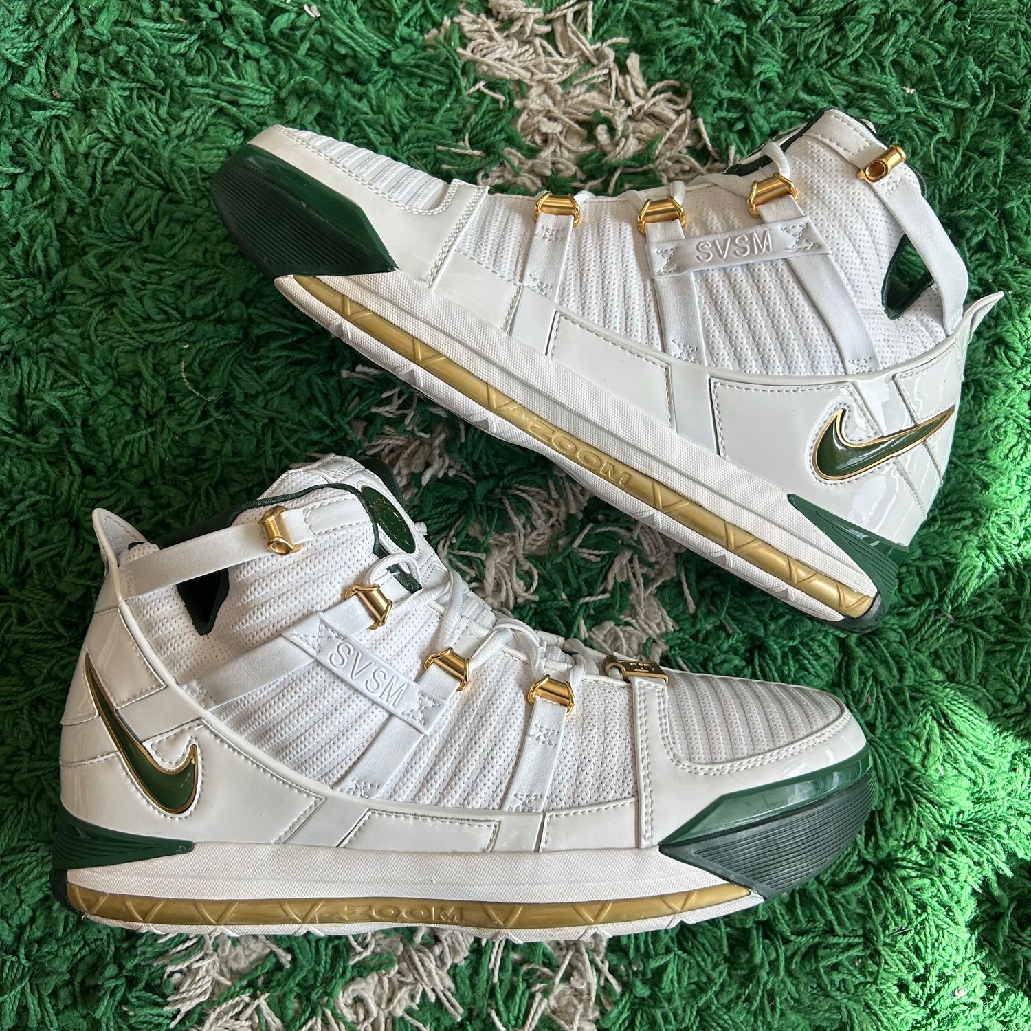 PO NB NIKE LEBRON 3 SVSM SX SIZE 13