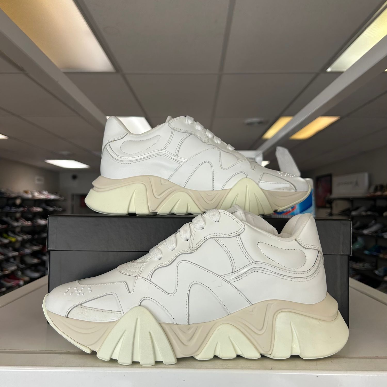 PO VERSACE SQUALO WHITE SIZE 9US