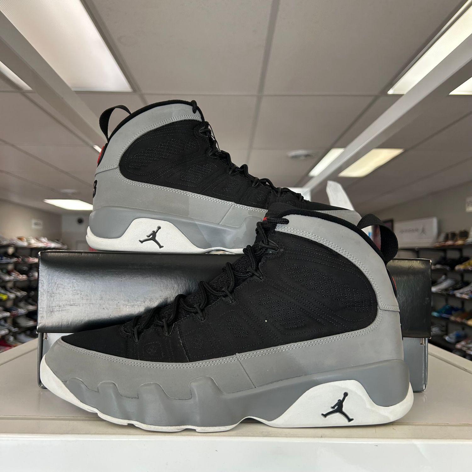 PO AIR JORDAN 9 PARTICLE GREY SX SIZE 11