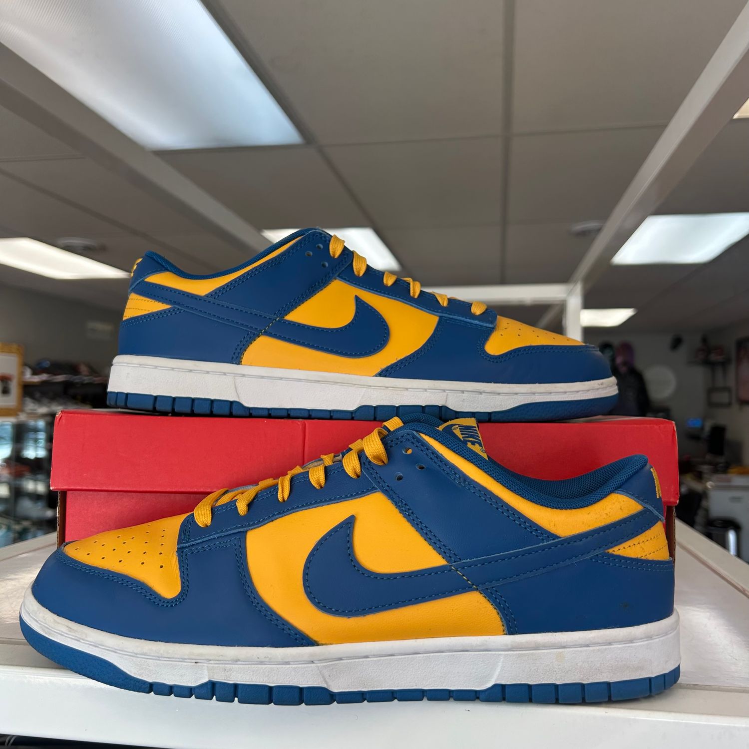 PO NIKE DUNK LOW UCLA SX SIZE 11.5