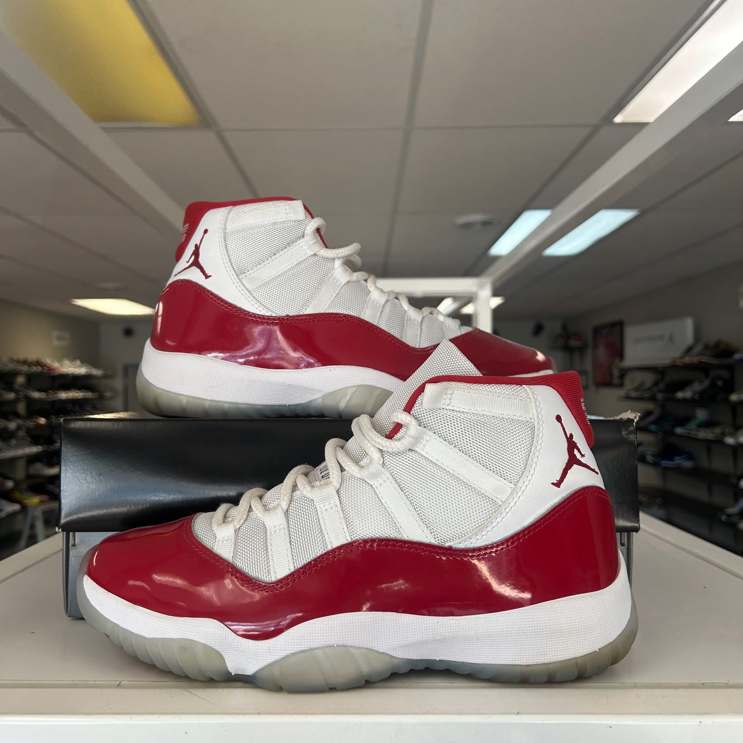 PO6 AIR JORDAN 11 CHERRY (2022) EB SX SIZE 9