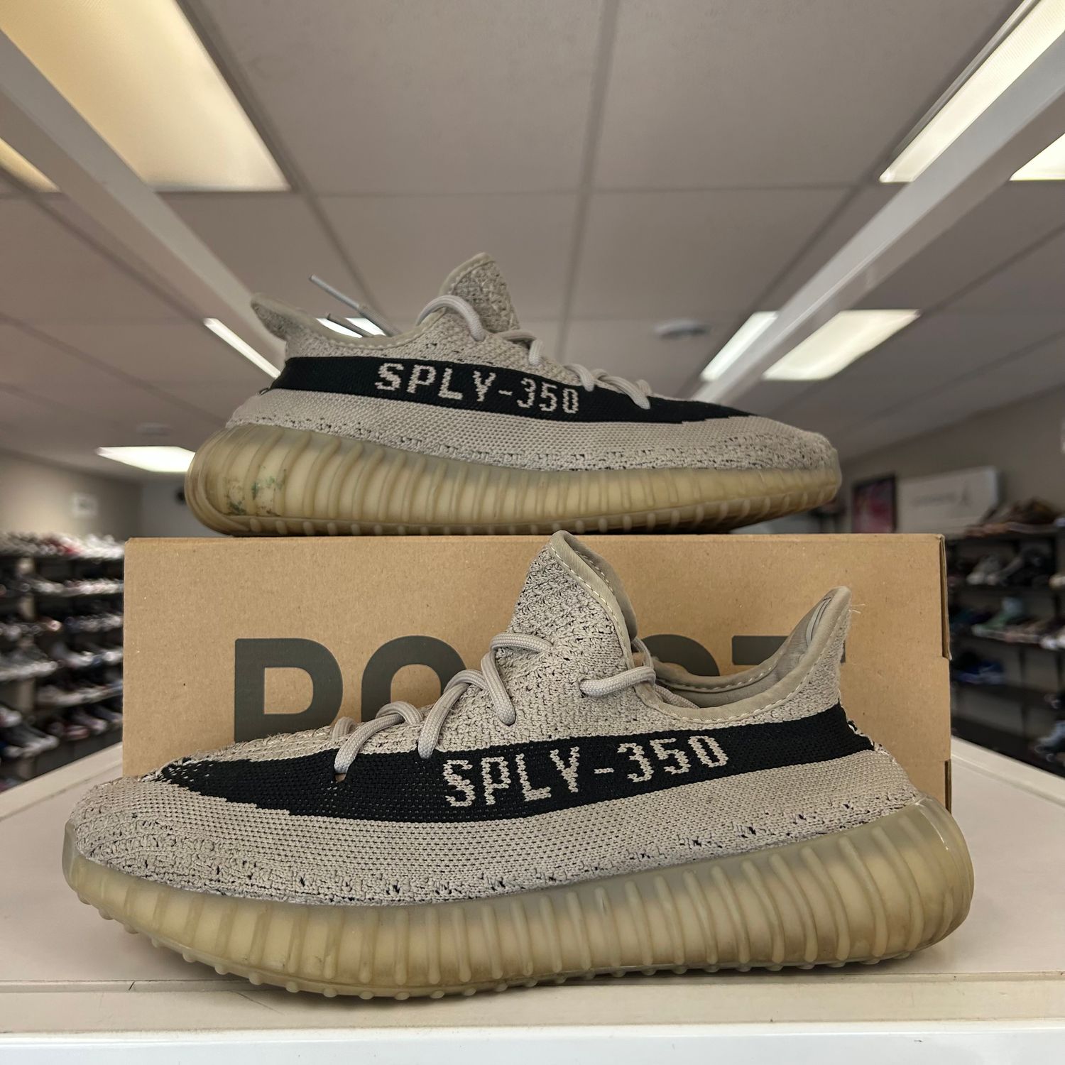 PO ADIDAS YEEZY 350 V2 SLATE SIZE 8.5
