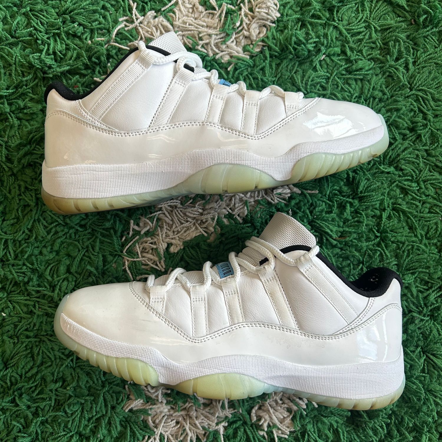 PO NB AIR JORDAN 11 LOW LEGEND BLUE SX SIZE 10