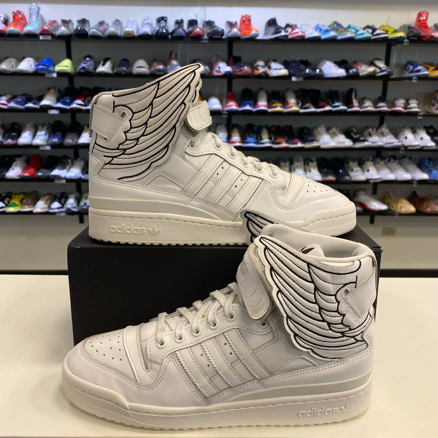 PO NB ADIDAS FORUM HI WINGS 4.0 JEREMY SCOTT WHITE BLACK SIZE 10.5