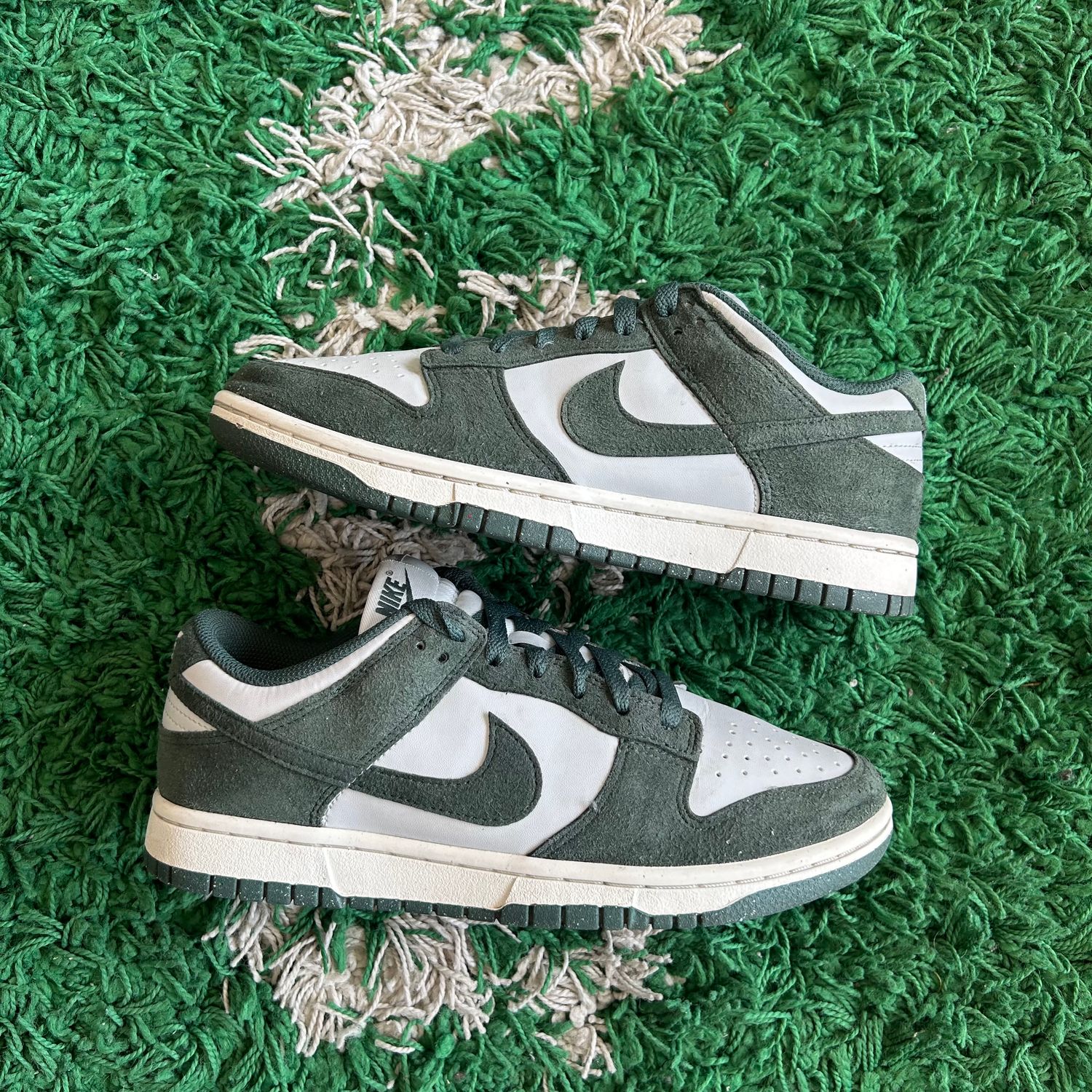 PO NB NIKE DUNK LOW NEXT NATURE VINTAGE GREEN (WOMENS) SX SIZE 8.5W