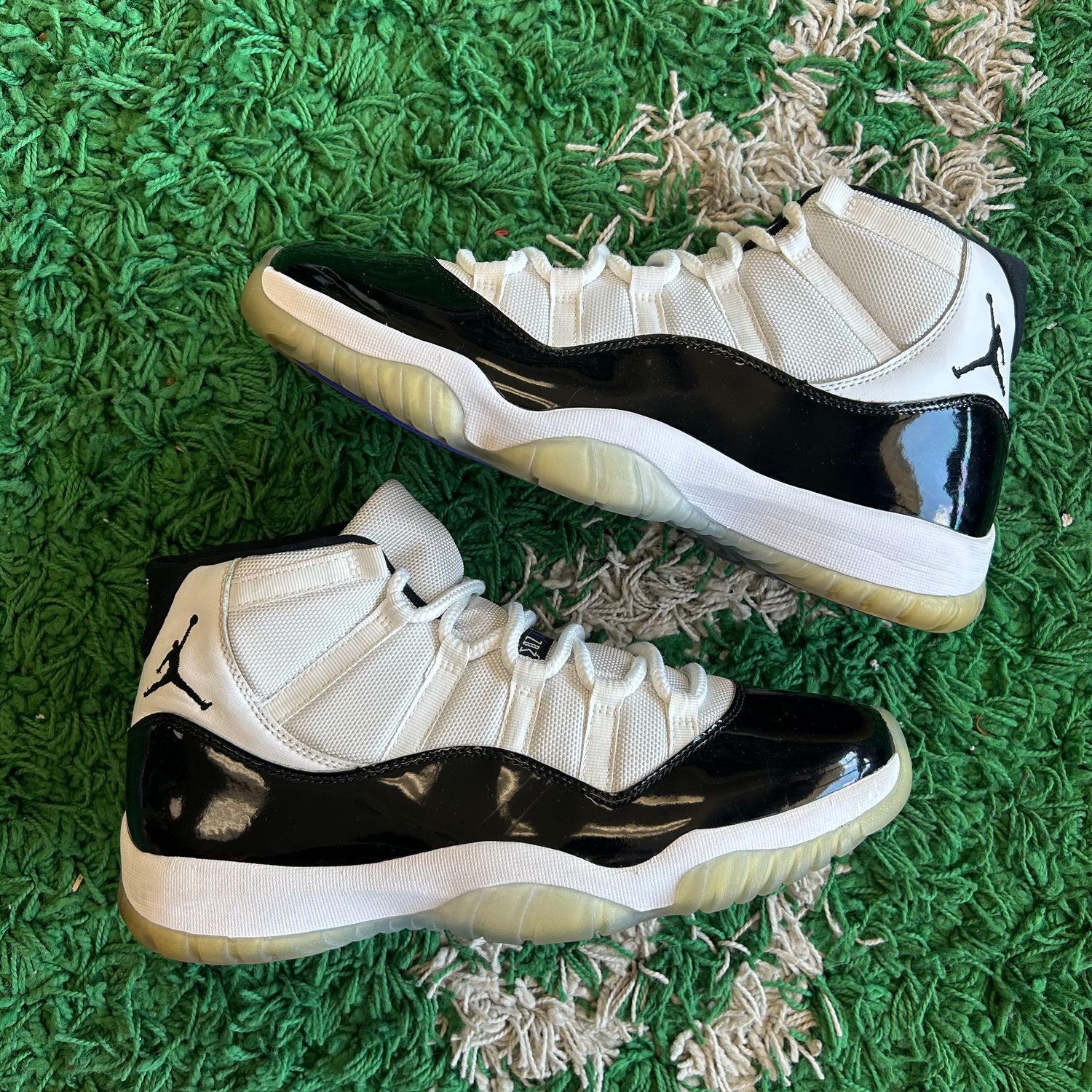PO NB3 AIR JORDAN 11 CONCORD SX SIZE 11