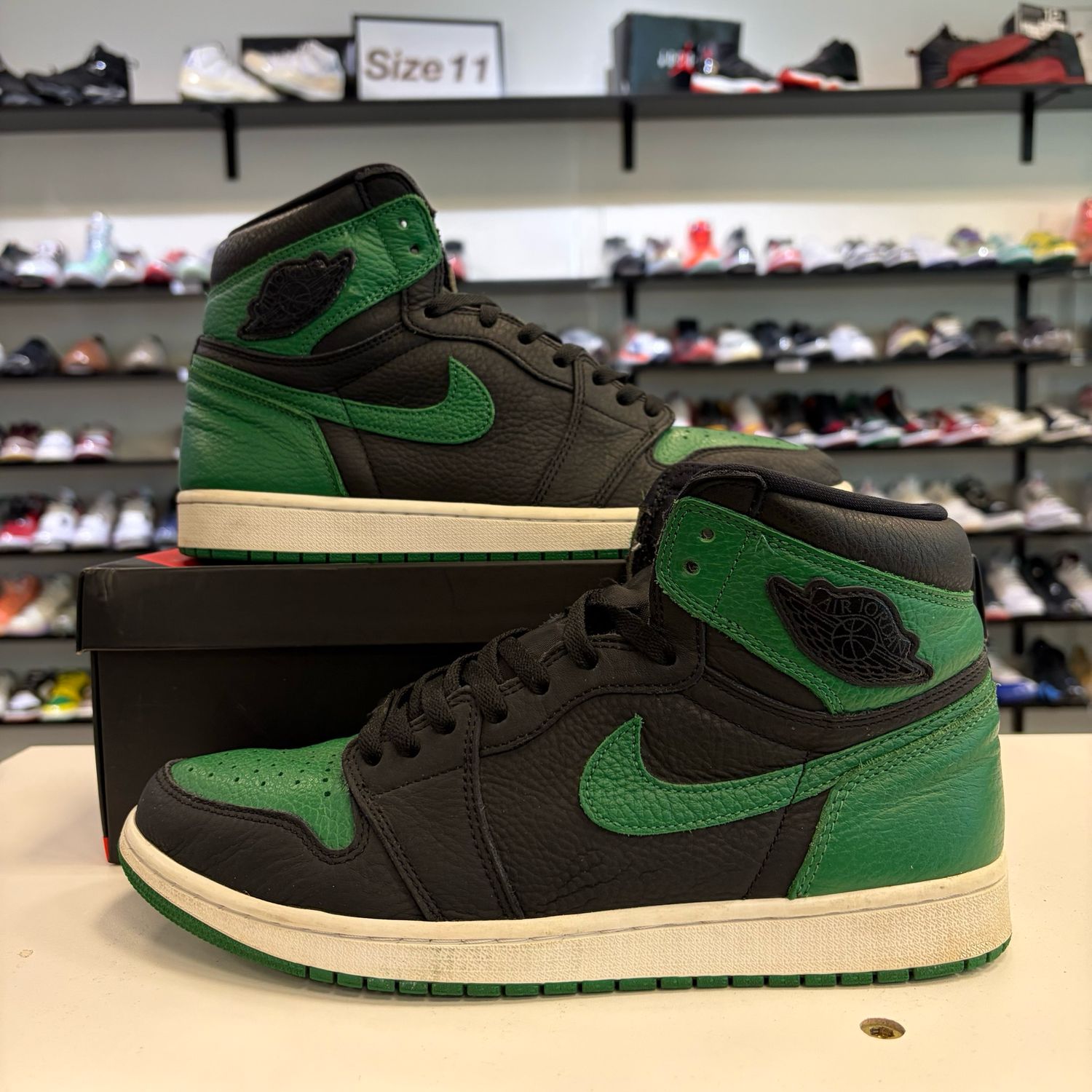 PO2 AIR JORDAN 1 HIGH PINE GREEN BLACK SIZE 11