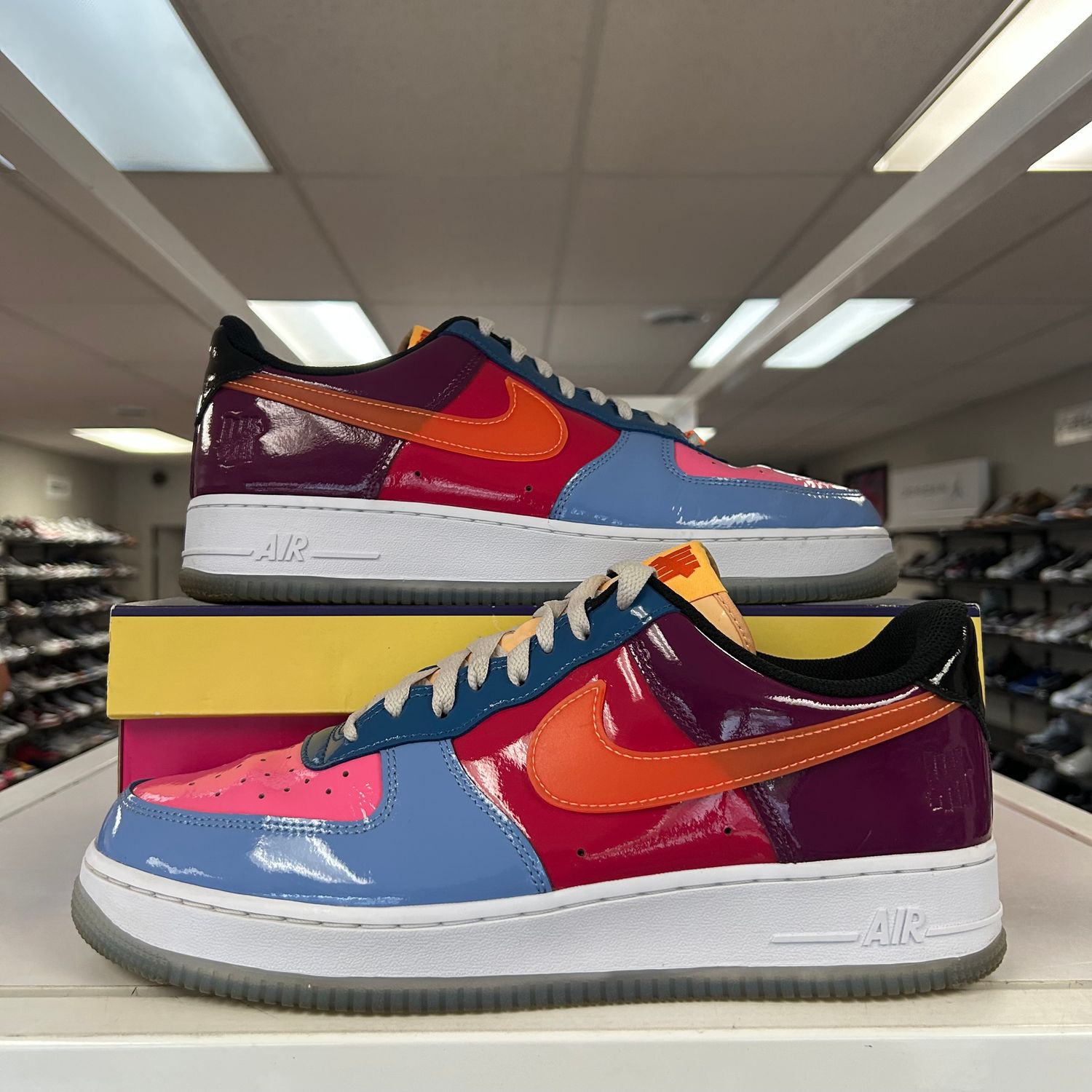 PO NIKE AIR FORCE 1 LOW SP UNDEFEATED MULTI-PATENT TOTAL ORANGE SX SIZE 11.5