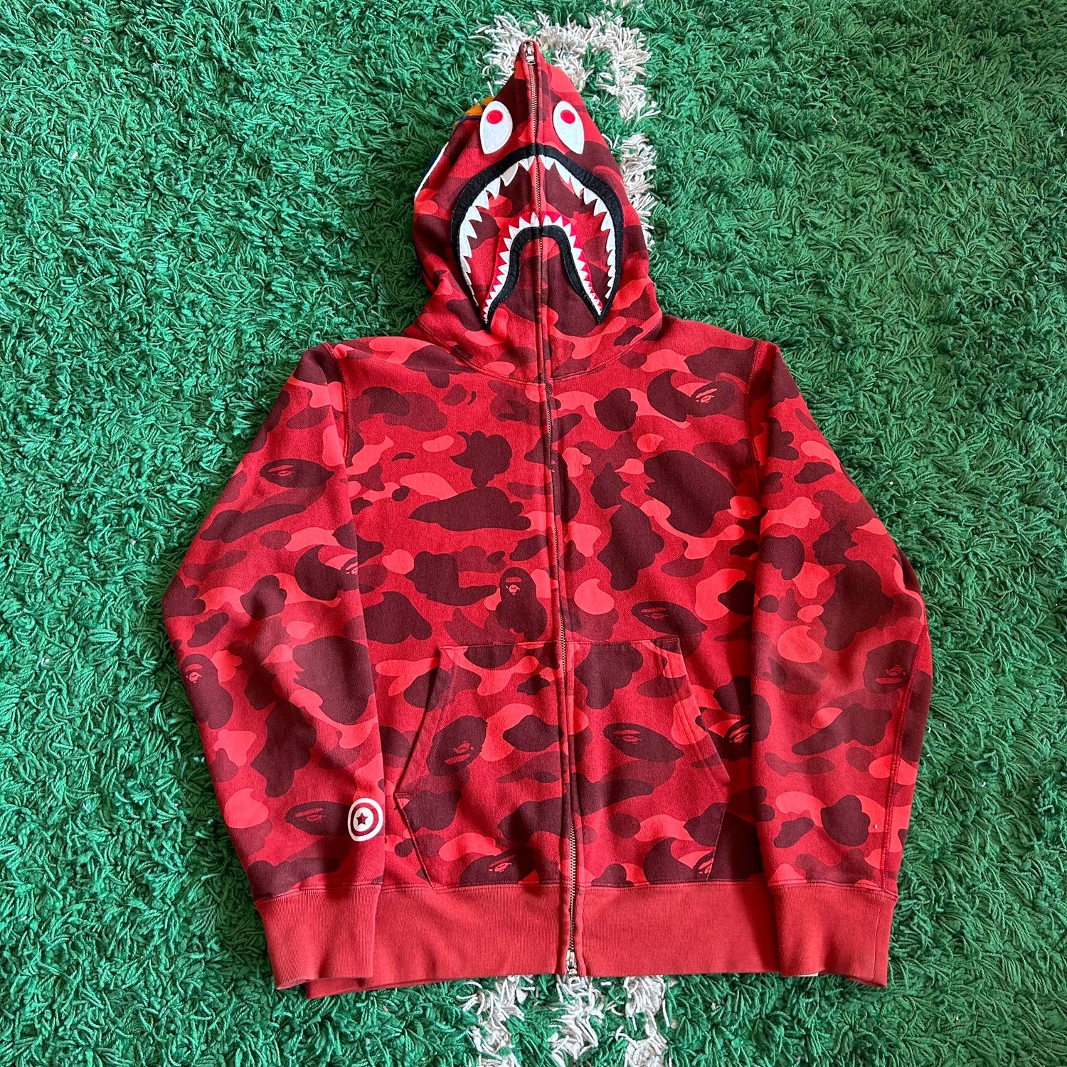 PO BAPE COLOR CAMO SHARK PULLOVER HOODIE RED SIZE M