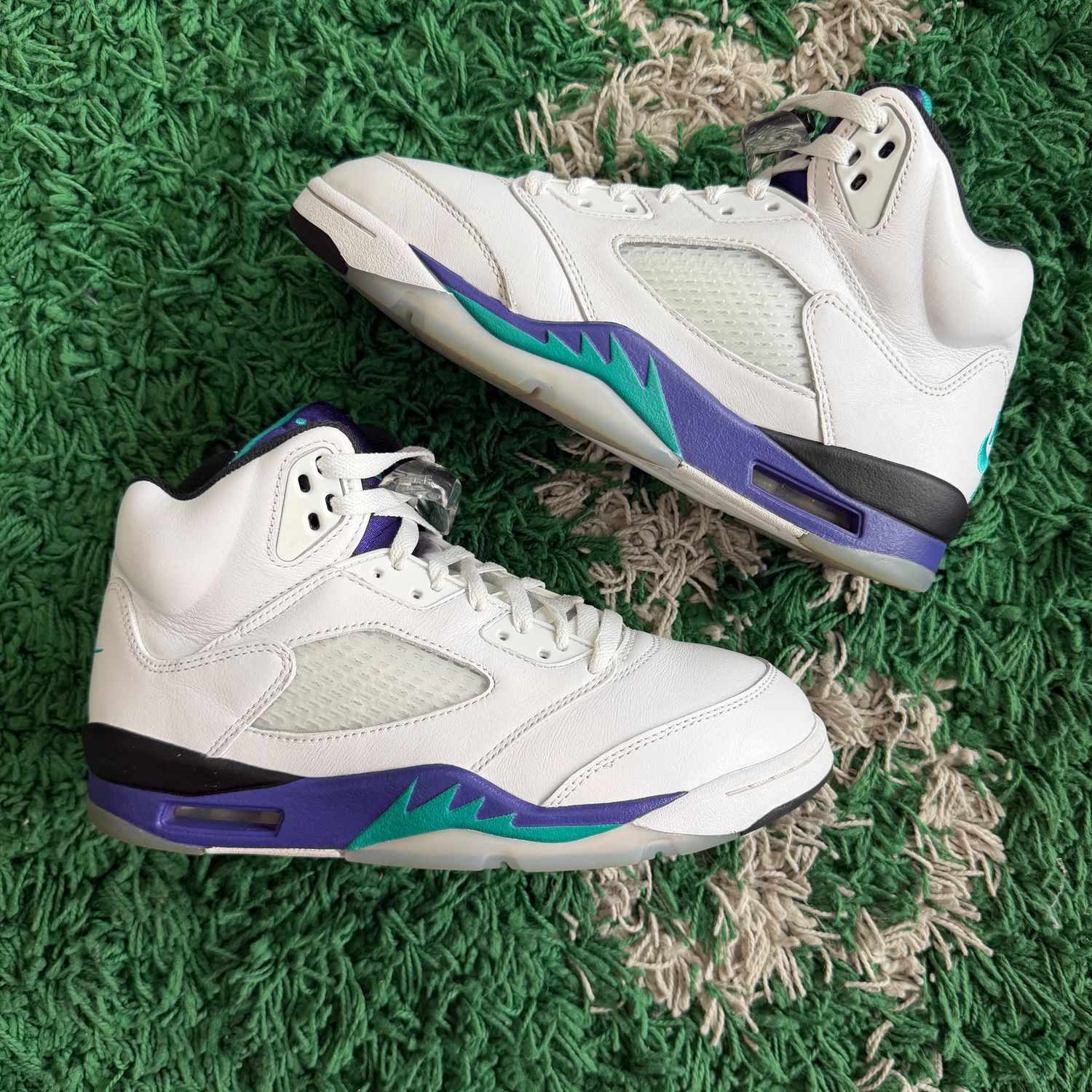 PO NB AIR JORDAN 5 GRAPE (2025) SX SIZE 8.5