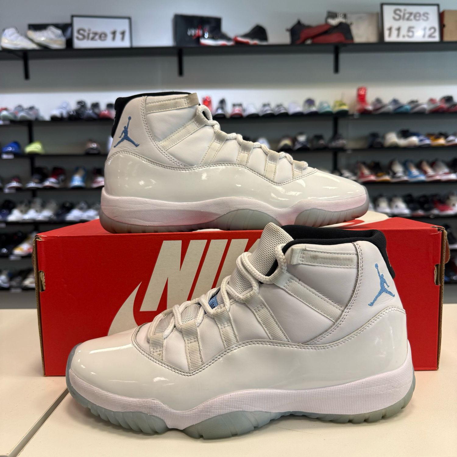 PO NB AIR JORDAN 11 RETRO LEGEND BLUE (2024) SIZE 8.5