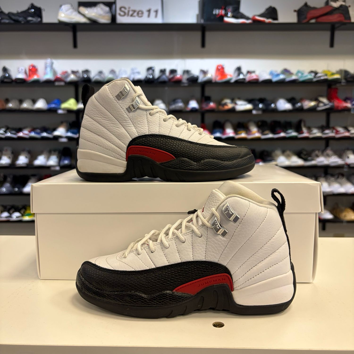 PO NB JORDAN 12 RETRO TAXI FLIP SIZE 3.5Y