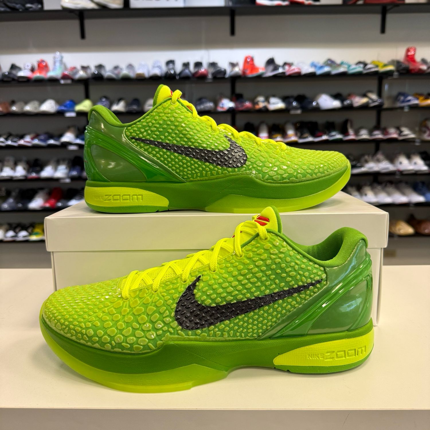 NEW NIKE KOBE 6 PROTRO GRINCH (NO BOX) (2020) SIZE 13