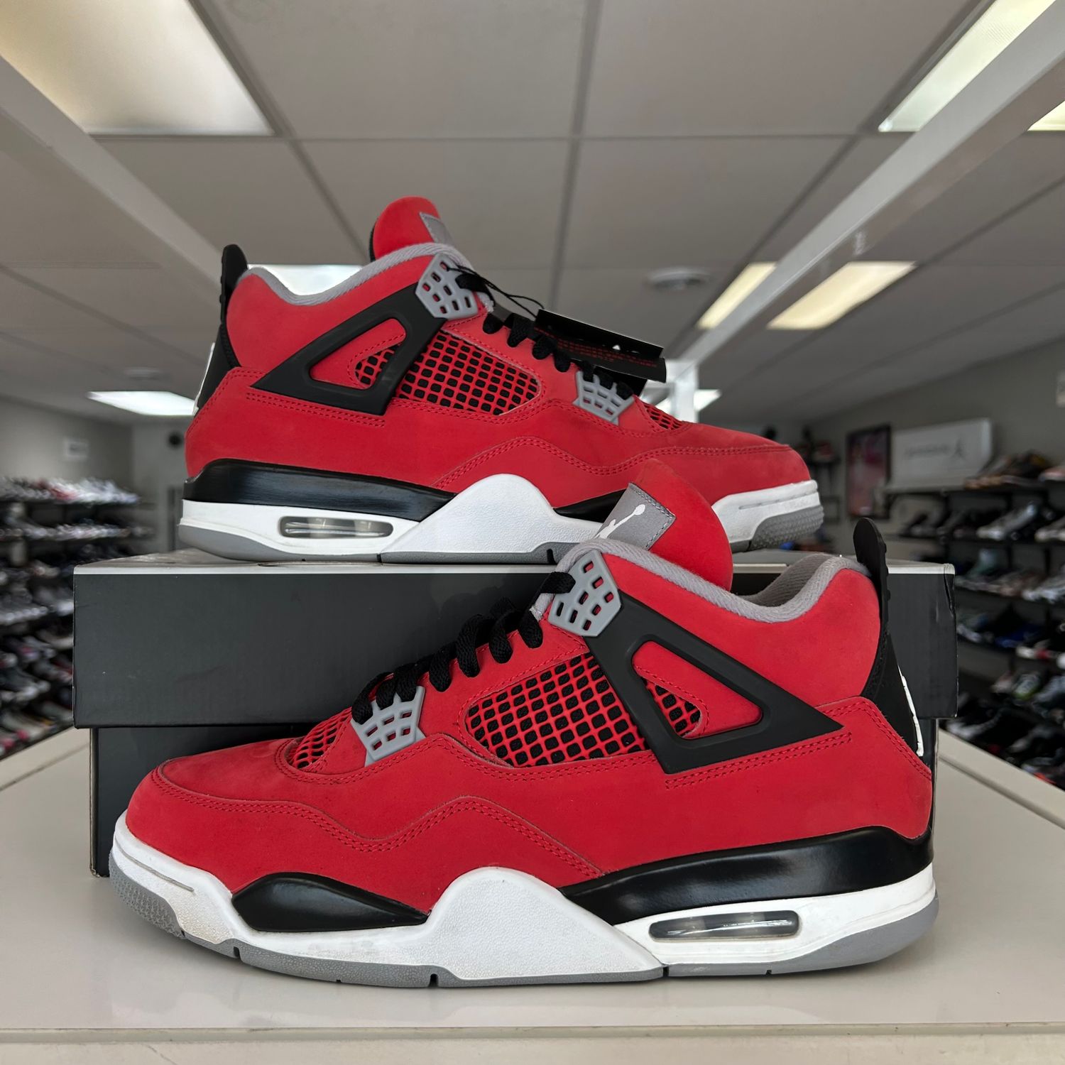 PO AIR JORDAN 4 TORO BRAVO (2026) SX SIZE 10