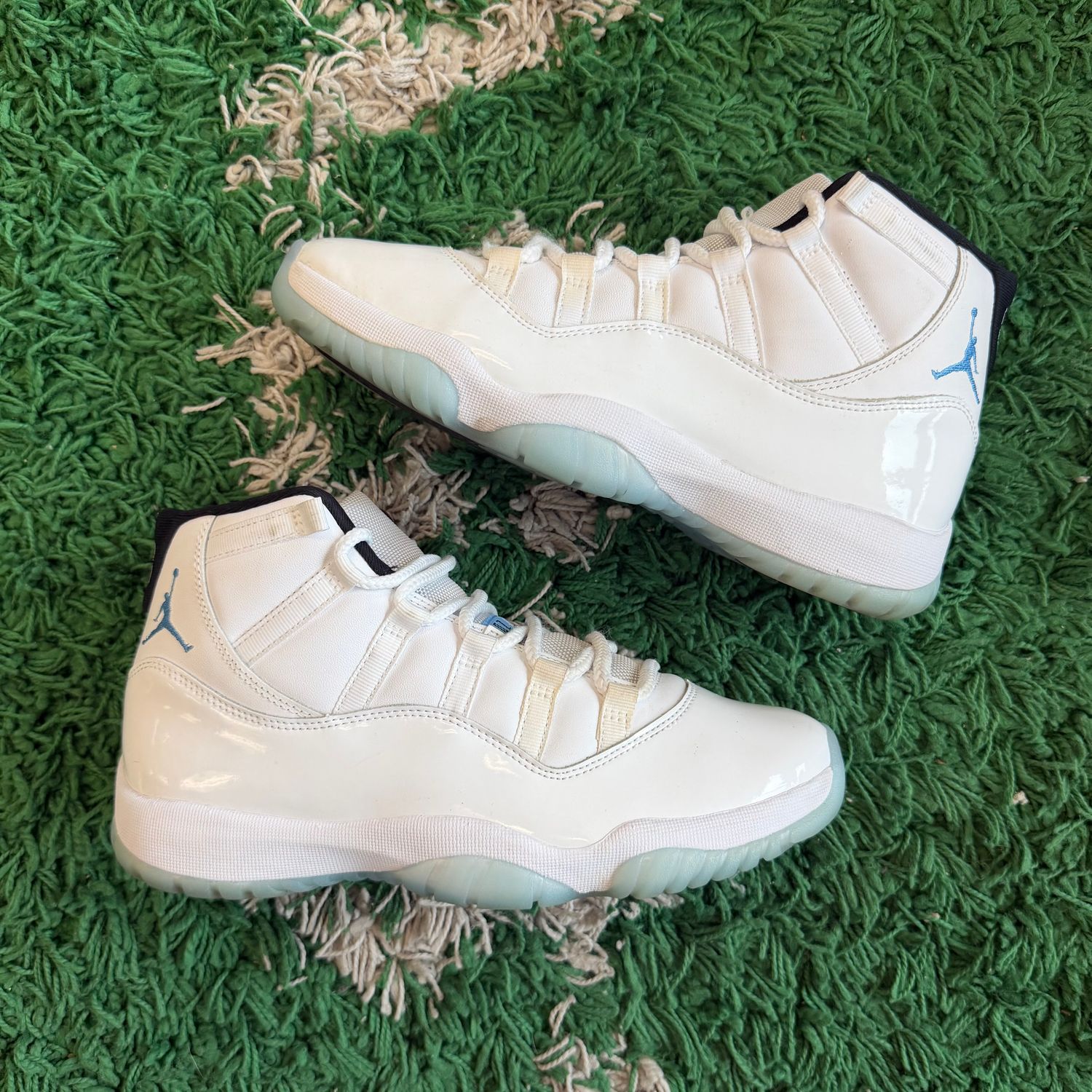 PO NB AIR JORDAN 11 LEGEND BLUE (2024) SX SIZE 8