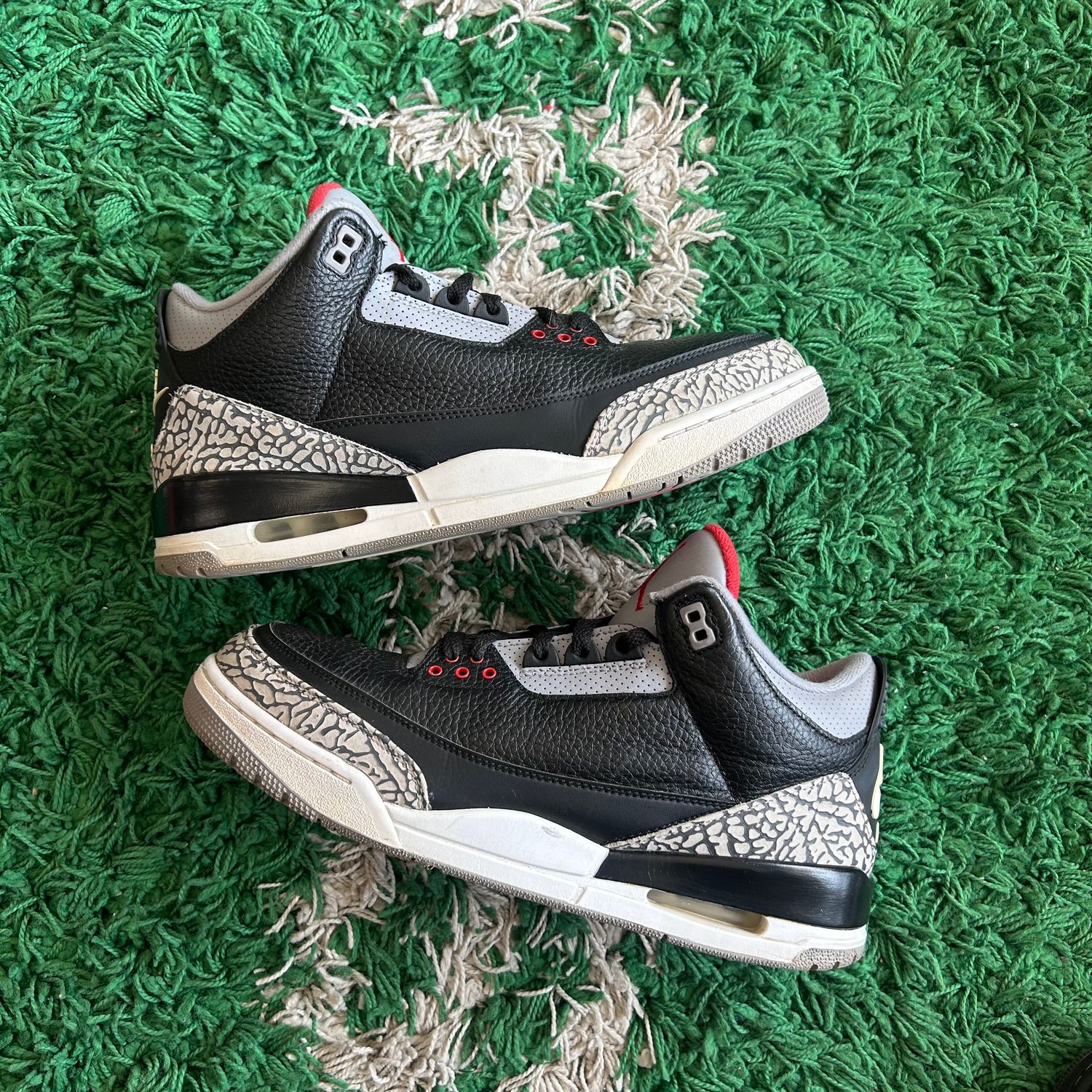 PO NB2 AIR JORDAN 3 RETRO BLACK CEMENT (2018) SX SIZE 12