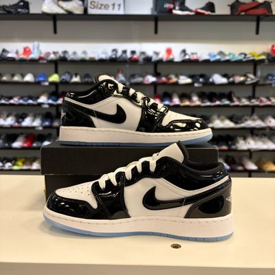 PO AIR JORDAN 1 LOW CONCORD SE SIZE 4Y