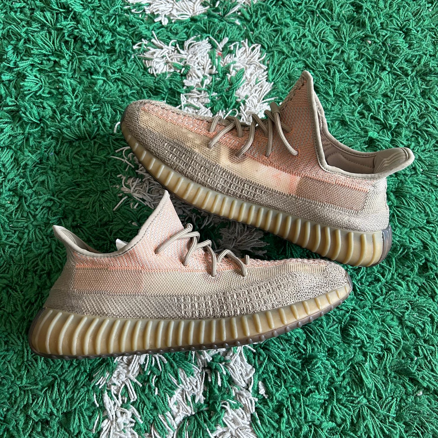PO NB ADIDAS YEEZY BOOST 350 V2 SAND TAUPE Sx SIZE 13
