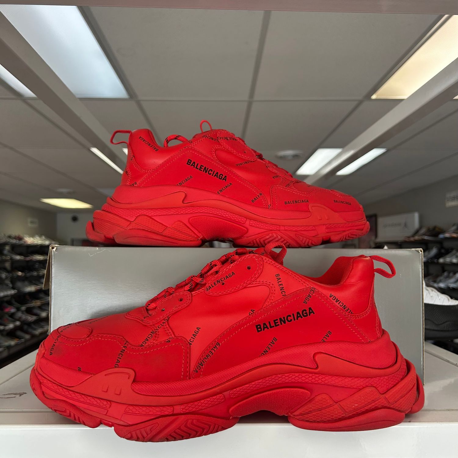 PO BALENCIAGA TRIPLE S ALLOVER LOGO RED SIZE 46EU / 12/13US