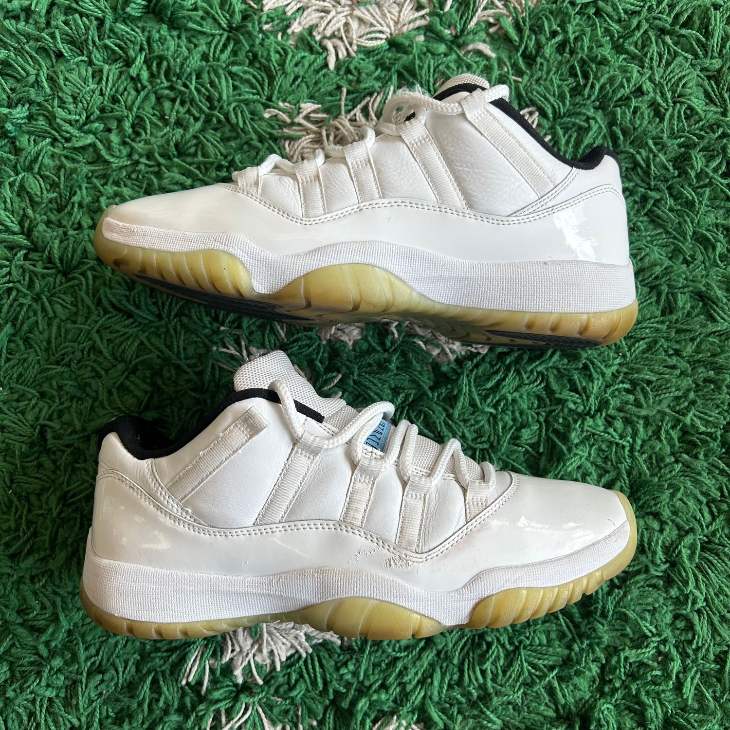 PO NB3 AIR JORDAN 11 LOW LEGEND BLUE Sx SIZE 9.5