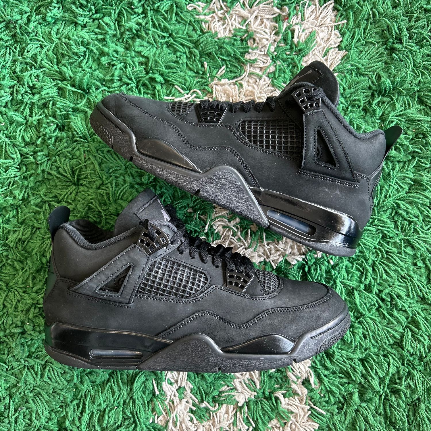 PO NB AIR JORDAN BLACK CAT 4 (2025) SIZE 11
