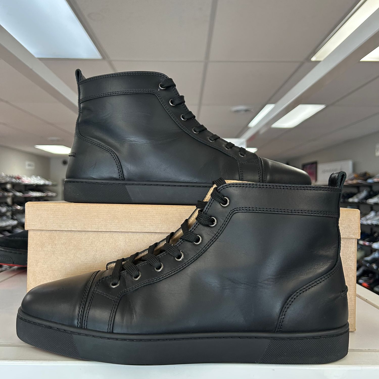 PO2 CHRISTIAN LOUBOUTIN LOUIS ORLATO FLAT (Sx) SIZE EU46/US13