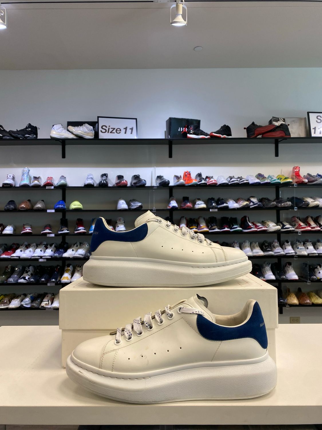 PO ALEXANDER MCQUEEN OVERSIZED PARIS BLUE SIZE 43.5/10.5US