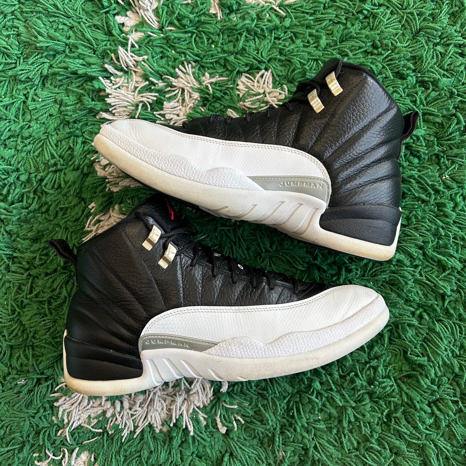 PO NB2 AIR JORDAN 12 PLAYOFF (Sx) SIZE 10