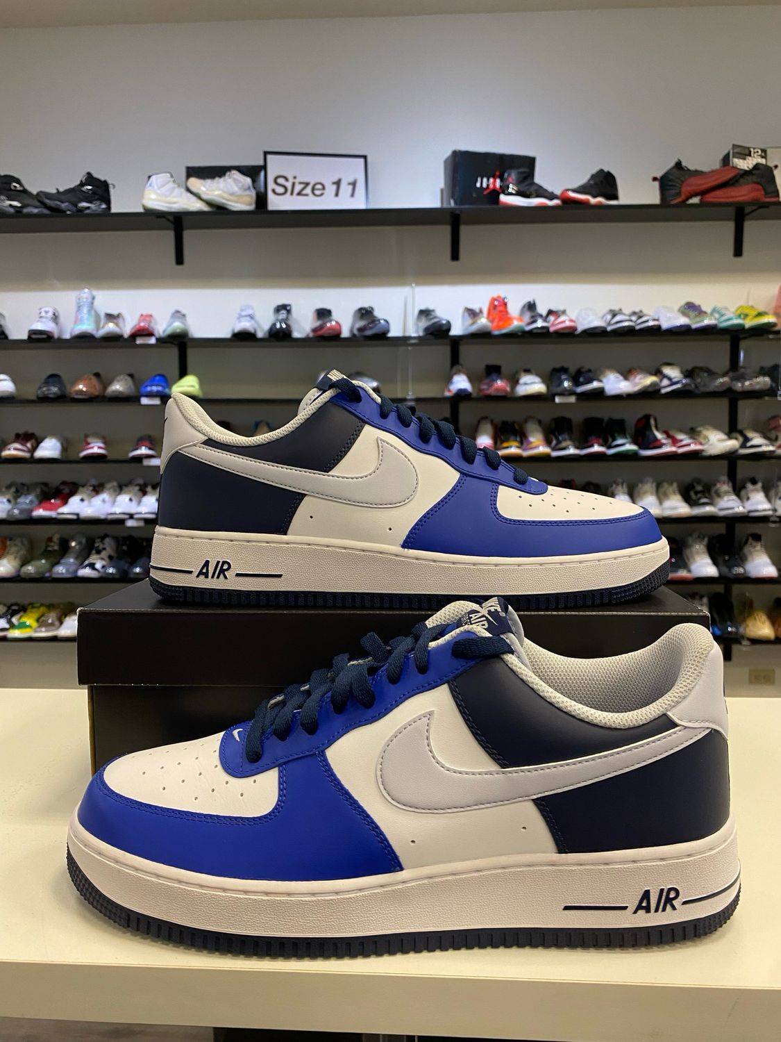 PO NIKE AIR FORCE 1 LOW '07 LV8 GAME ROYAL NAVY SIZE 11.5