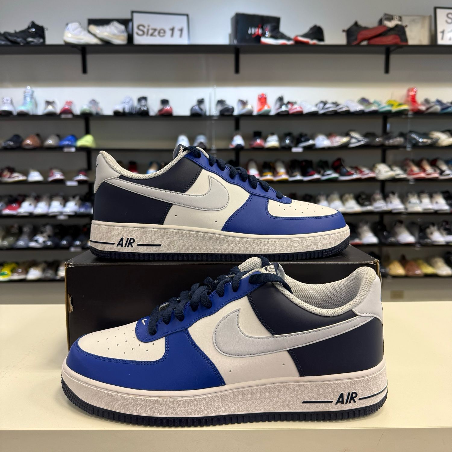 PO NIKE AIR FORCE 1 LOW '07 LV8 GAME ROYAL NAVY SX SIZE 11.5