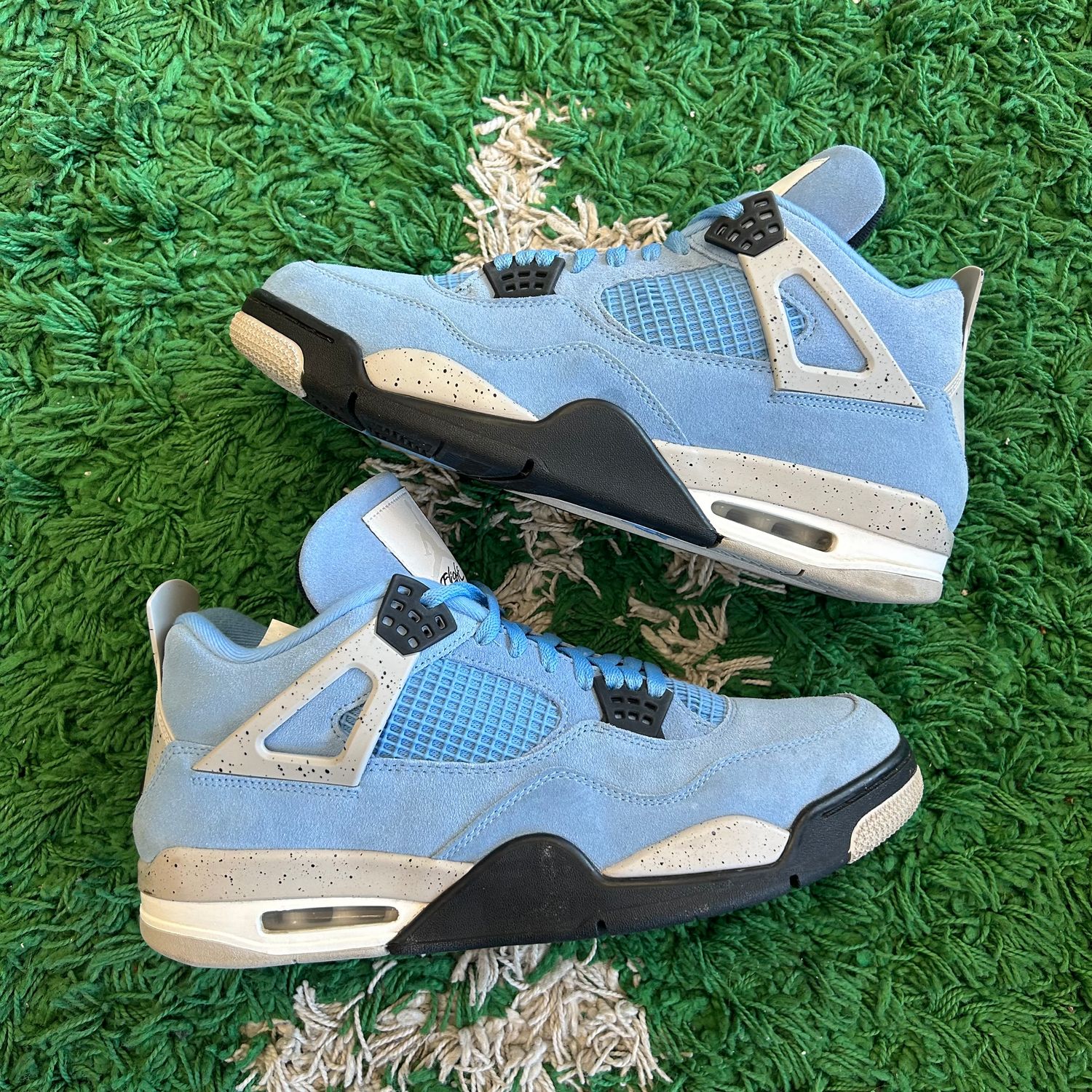 PO NB AIR JORDAN 4 UNC (SX) SIZE 13