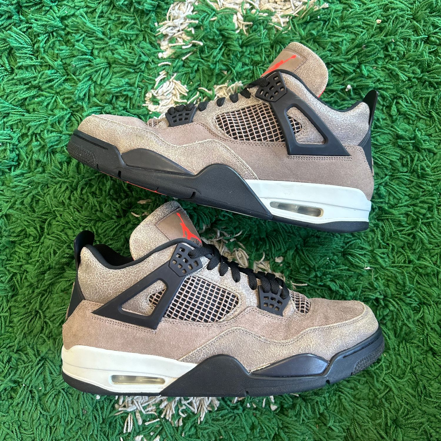 PO NB AIR JORDAN 4 RETRO TAUPE HAZE (Sx) SIZE 13