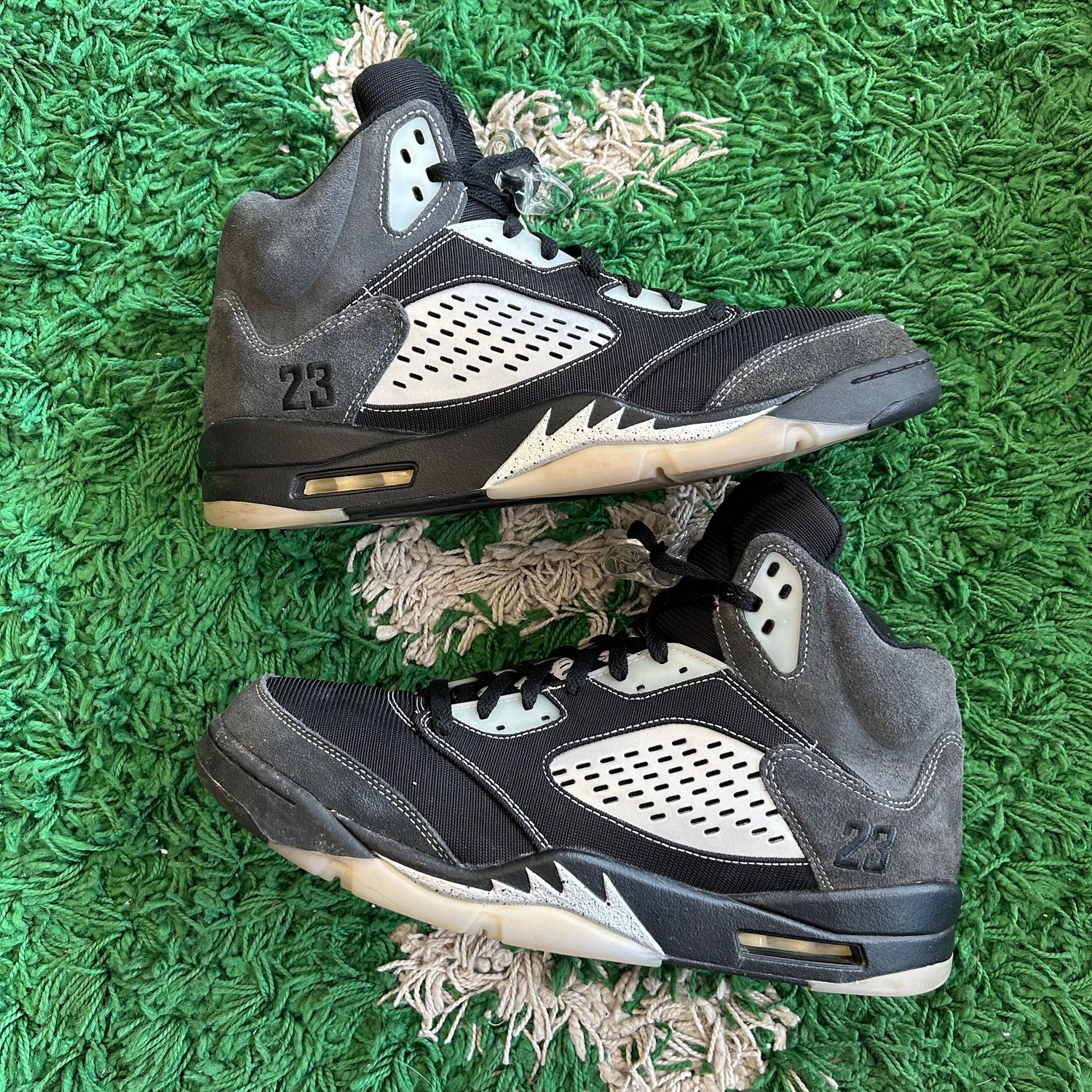 PO NB AIR JORDAN 5 ANTHRACITE (Sx) SIZE 13