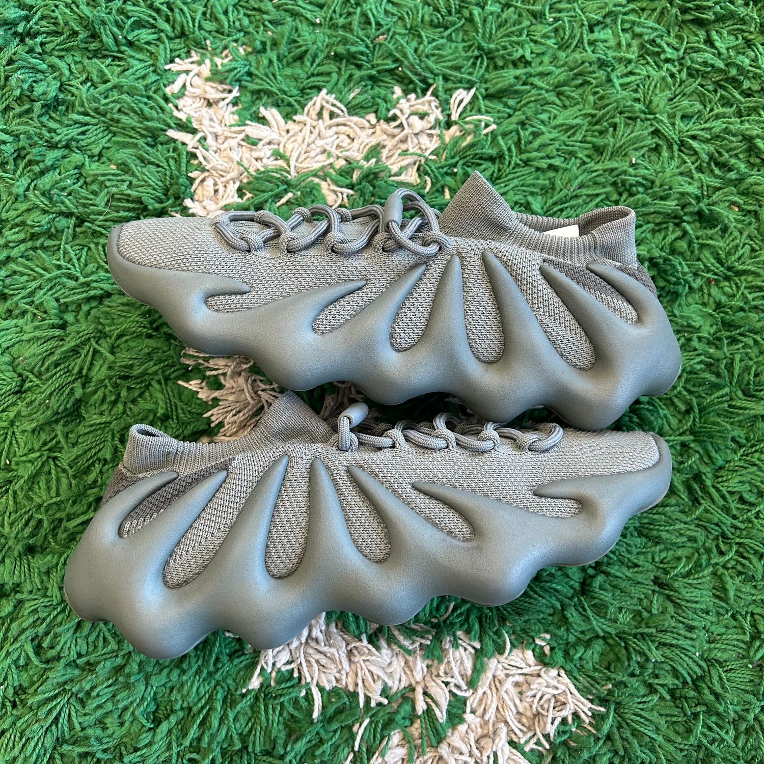 PO NB ADIDAS YEEZY 450 STONE MARINE (Sx) SIZE 11