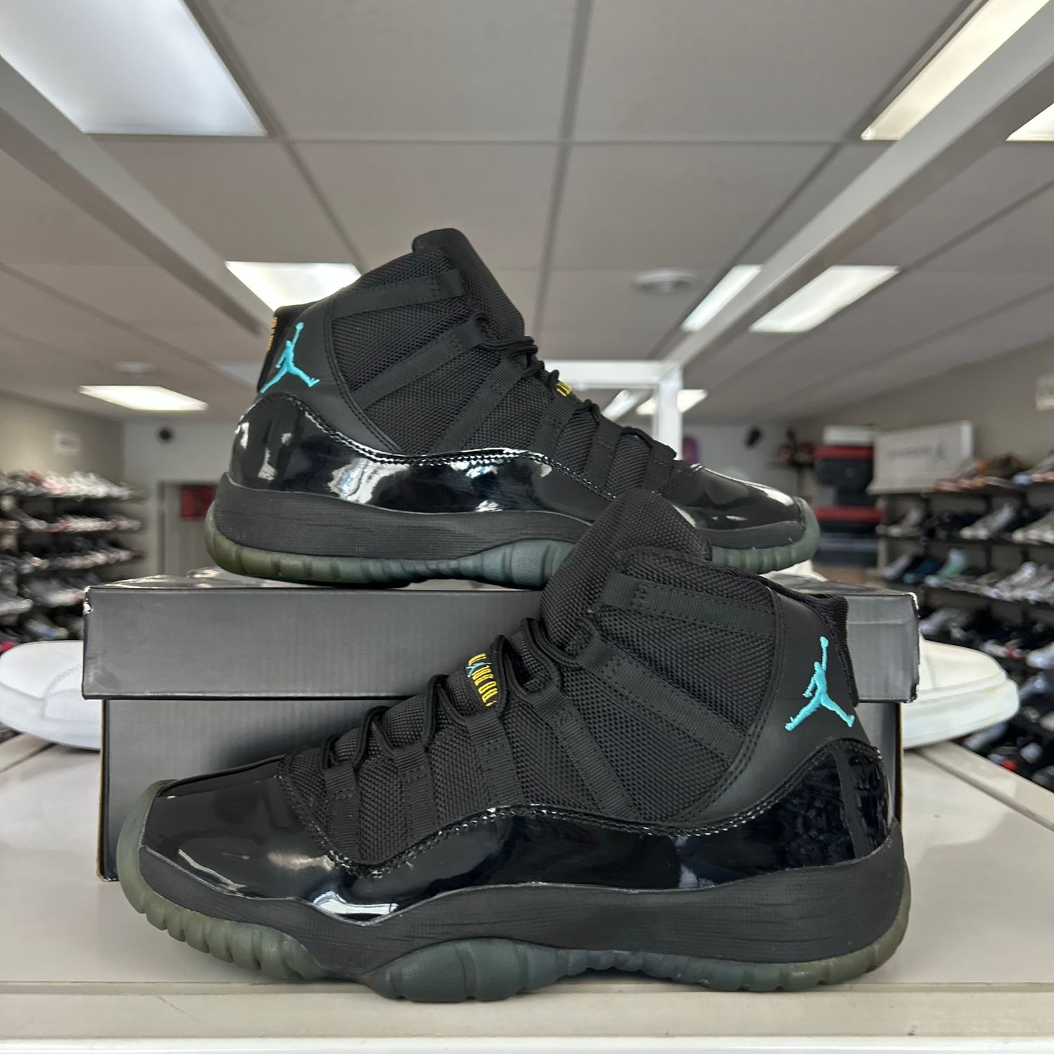 PO AIR JORDAN 11 GAMMA BLUE (2013)(GS) SIZE 6Y
