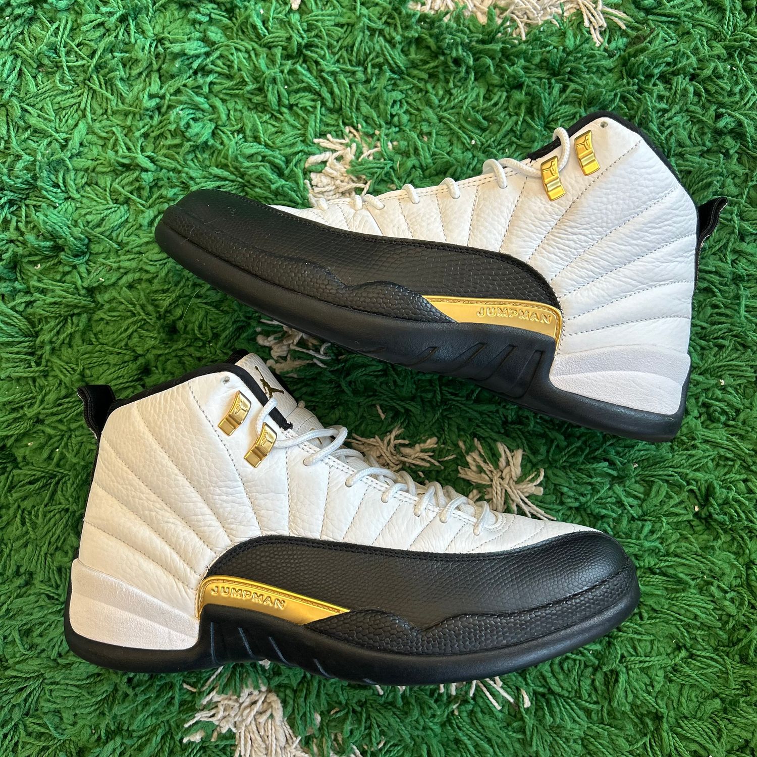 PO NB AIR JORDAN 12 RETRO ROYALTY TAXI (Sx) SIZE 11