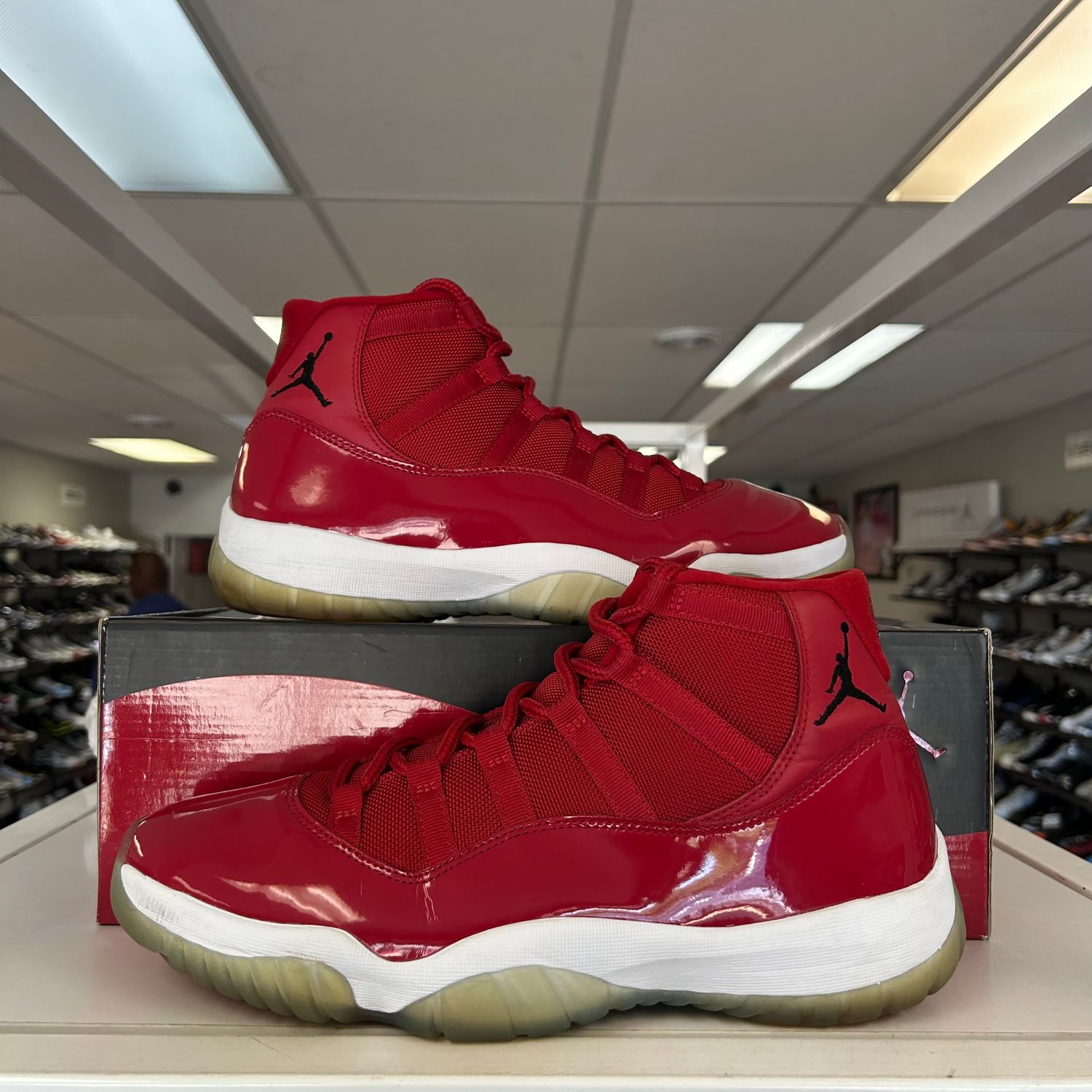 PO2 AIR JORDAN 11 WIN LIKE 96 (Sx) SIZE 11.5