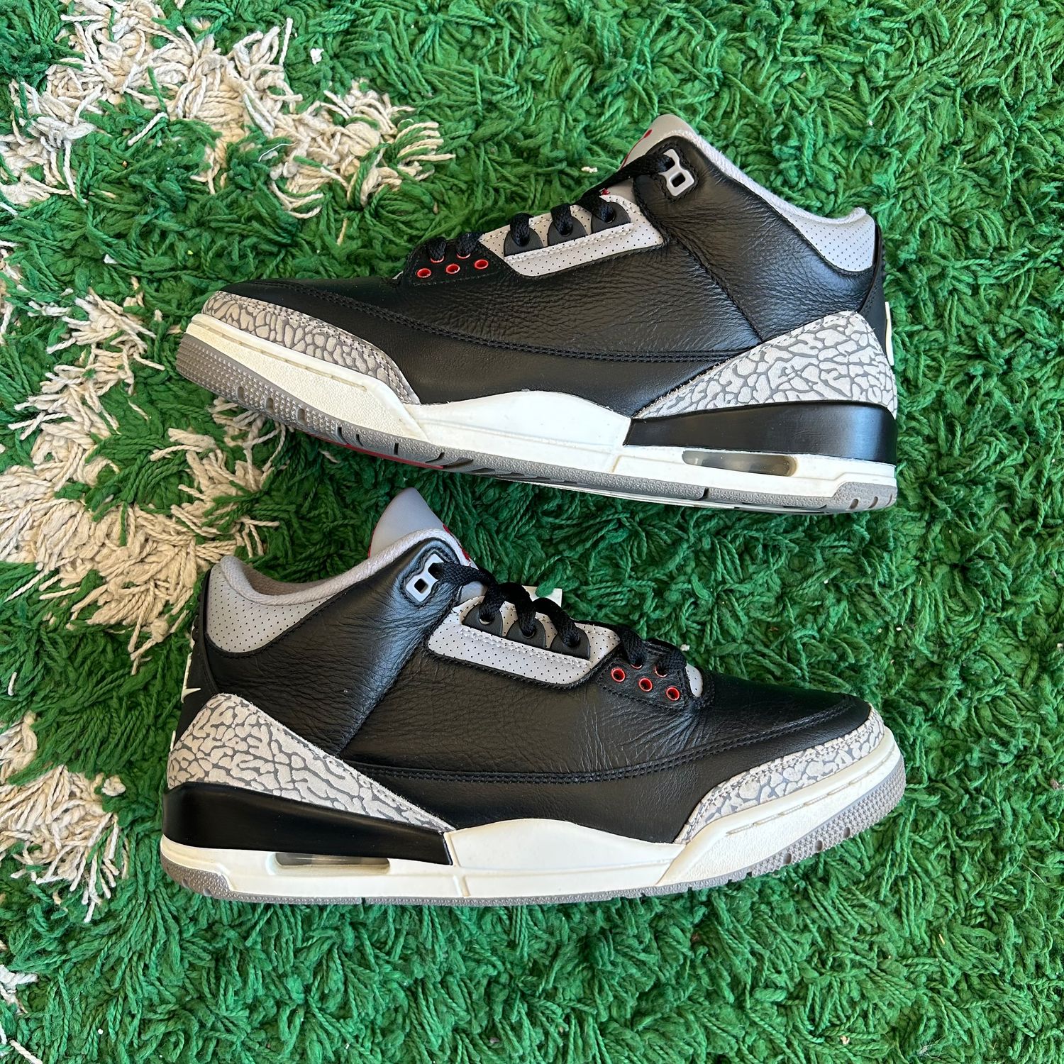 PO NB AIR JORDAN 3 BLACK CEMENT (2024) (Sx) SIZE 11