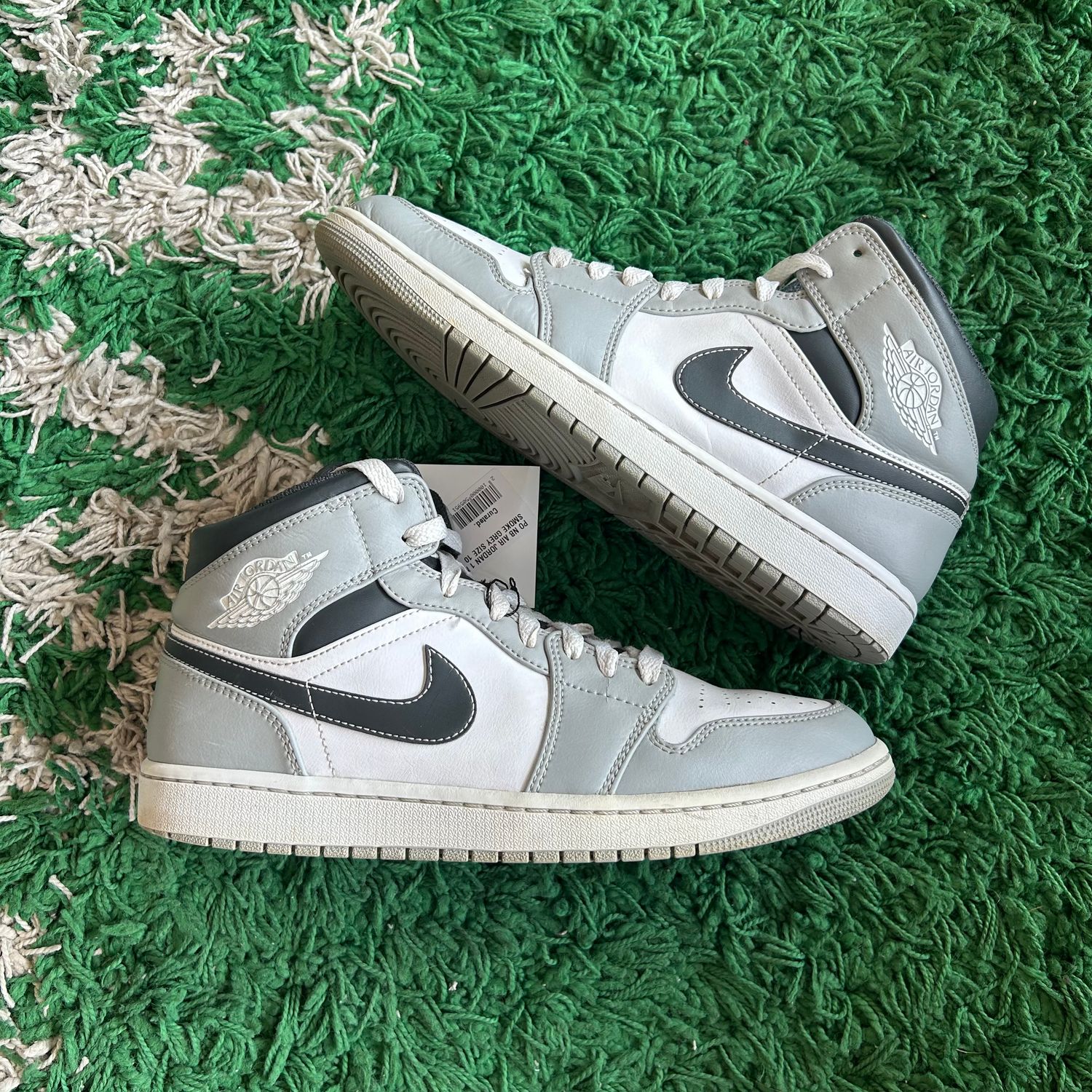 PO NB AIR JORDAN 1 MID LIGHT SMOKE GREY (Sx) SIZE 10