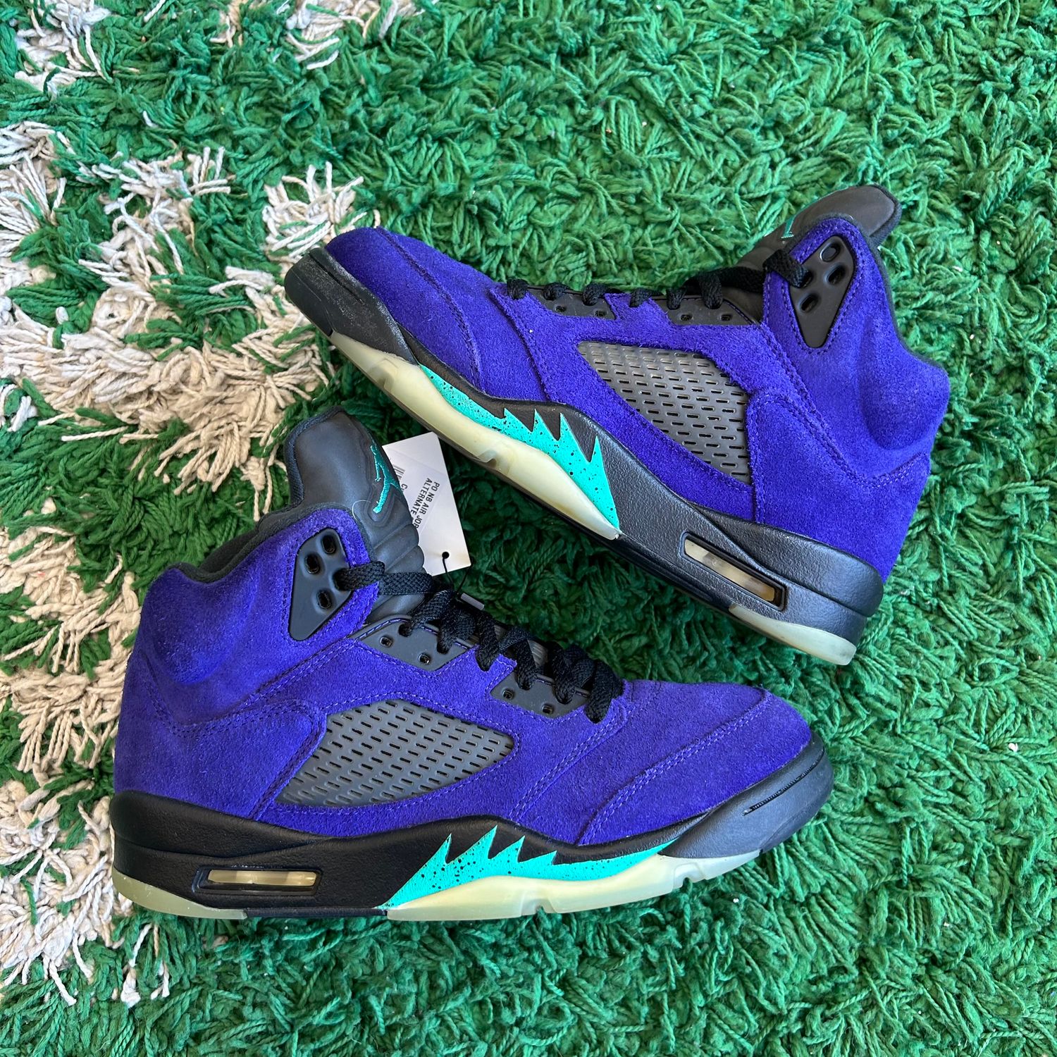 PO NB AIR JORDAN 5 ALTERNATE GRAPE (Sx) SIZE 8