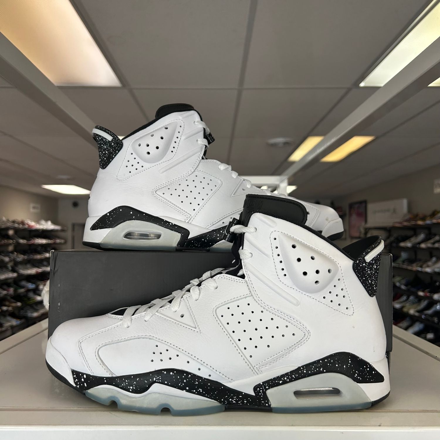 PO2 AIR JORDAN 6 REVERSE OREO (Sx) SIZE 13