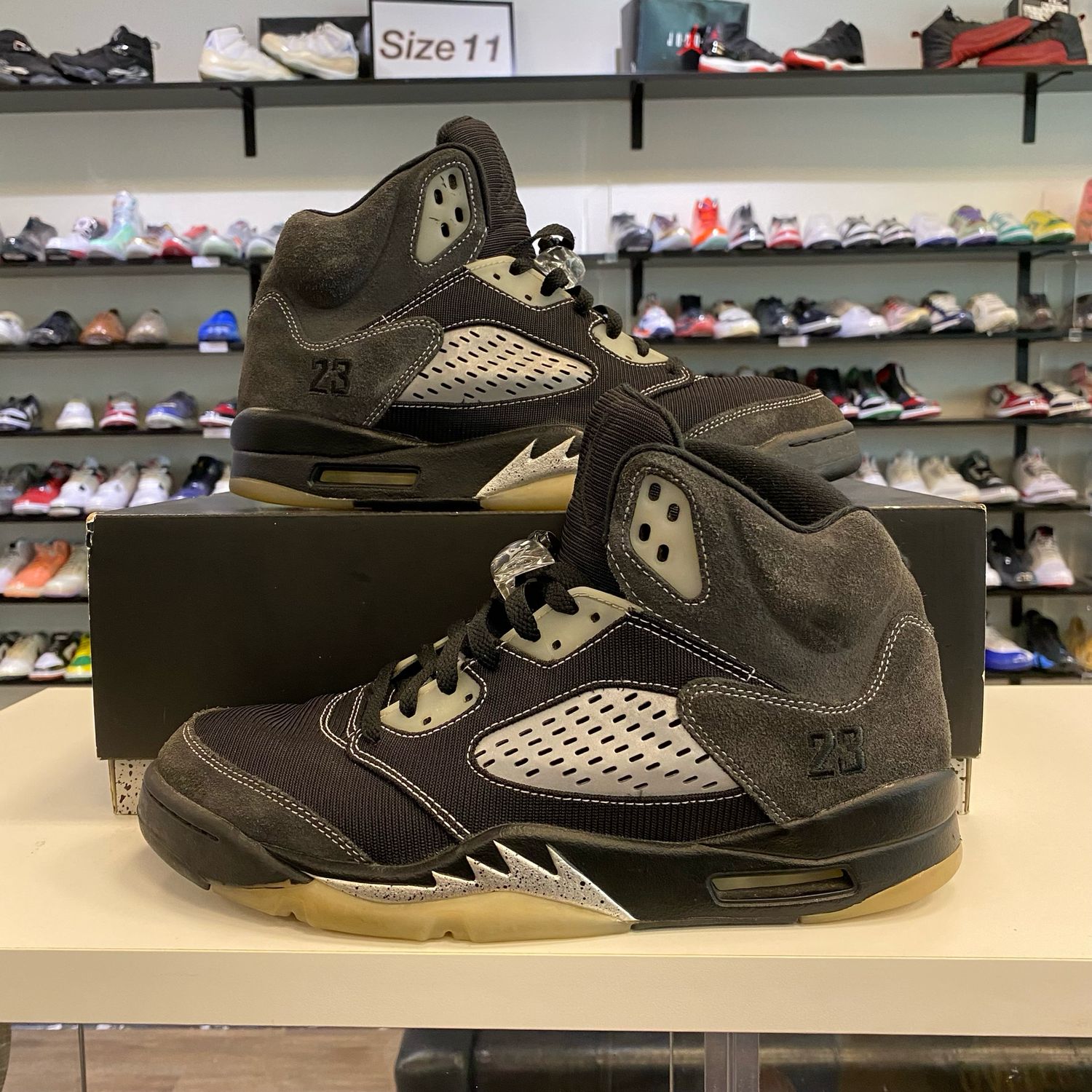 PO JORDAN 5 RETRO ANTHRACITE SIZE 10.5